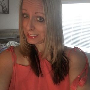 Meet your Posher, Sandy